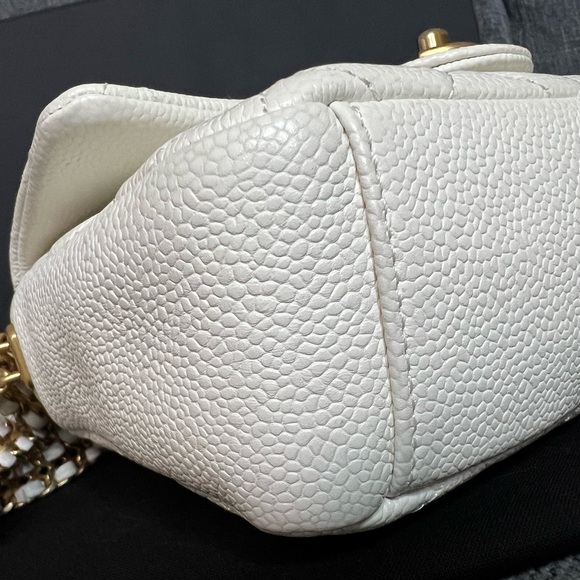 Chanel flap bag Chain soul mini caviar white - Picture 16 of 16